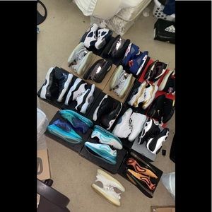 Sneakers.Yeezy,Jordan,Adidas,Nike. 100% authentic!